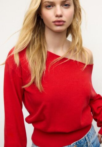 Asymmetrischer Strickpullover