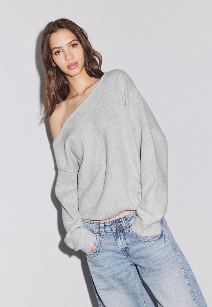 Asymmetrischer Strickpullover Asymmetrischer Strickpullover