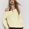 Asymmetrischer Strickpullover Asymmetrischer Strickpullover