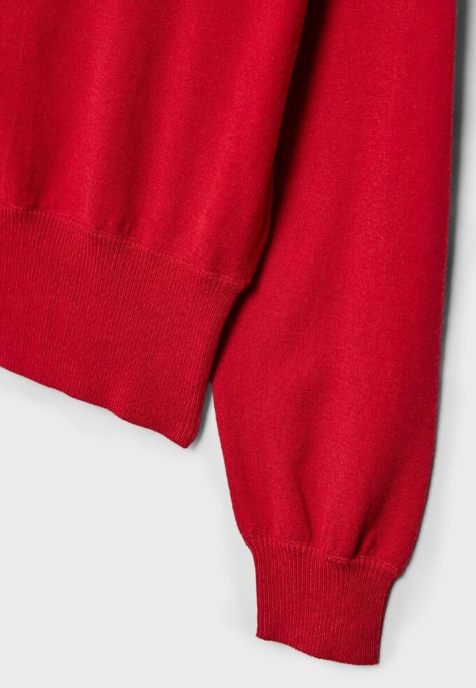 Asymmetrischer Strickpullover Asymmetrischer Strickpullover