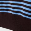 Asymmetrischer Strickpullover Asymmetrischer Strickpullover