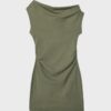 Asymmetrisches Minikleid mit Nieten