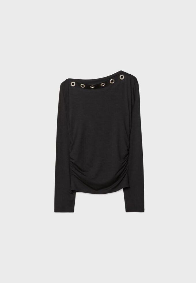 Asymmetrisches T-Shirt mit Ösen Asymmetrisches T-Shirt mit Ösen