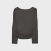 Asymmetrisches T-Shirt mit Ösen Asymmetrisches T-Shirt mit Ösen