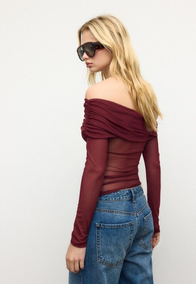 Asymmetrisches Tüll-T-Shirt Asymmetrisches Tüll-T-Shirt