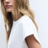 B06 Basics T-Shirt mit überschnittenen Schultern B06 Basics T-Shirt mit überschnittenen Schultern