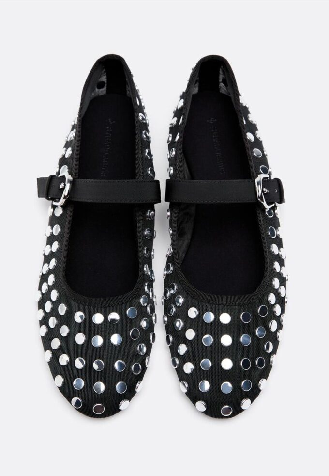 Ballerinas aus Mesh mit Nieten