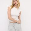 Basics gerafftes, figurbetontes T-Shirt Basics gerafftes, figurbetontes T-Shirt