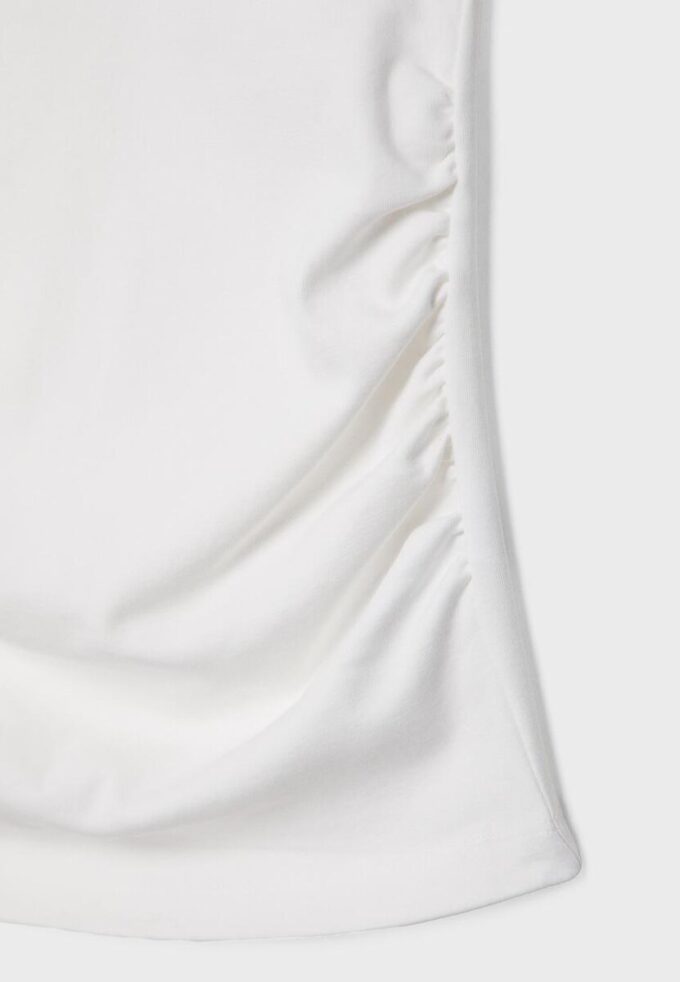 Basics gerafftes, figurbetontes T-Shirt Basics gerafftes, figurbetontes T-Shirt