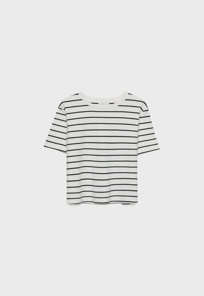 Basics Heavyweight gestreiftes T-Shirt in Regular Fit Basics Heavyweight gestreiftes T-Shirt in Regular Fit