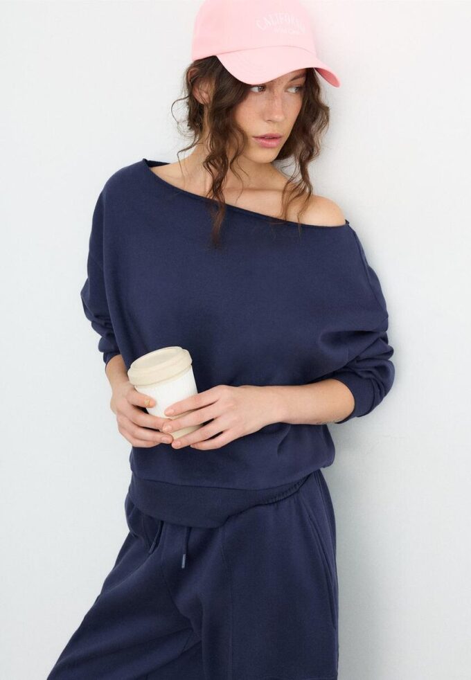 Basics-Sweatshirt mit schulterfreiem Ausschnitt