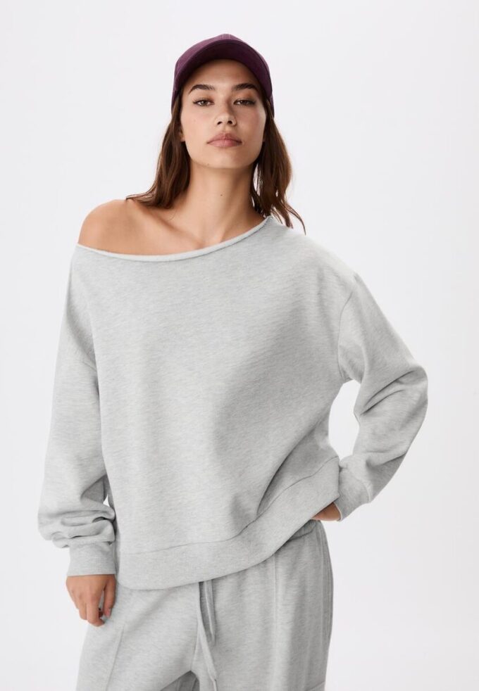 Basics-Sweatshirt mit schulterfreiem Ausschnitt