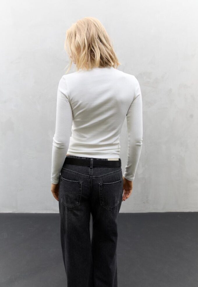 Basics T-Shirt mit hohem Kragen Basics T-Shirt mit hohem Kragen