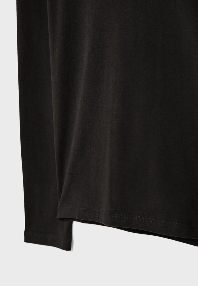 Basics T-Shirt mit hohem Kragen Basics T-Shirt mit hohem Kragen