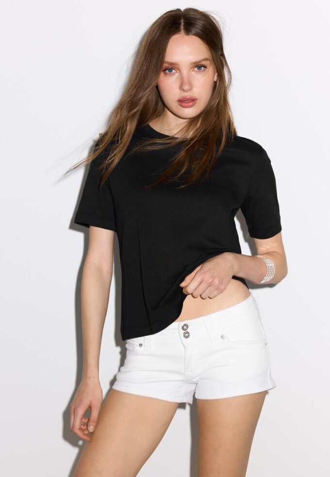 Basics-T-Shirt mit normaler Passform und schwerem Stoff Basics-T-Shirt mit normaler Passform und schwerem Stoff