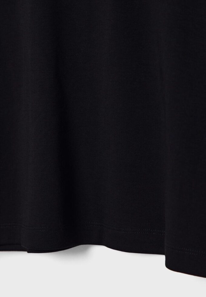 Basics-T-Shirt mit normaler Passform und schwerem Stoff Basics-T-Shirt mit normaler Passform und schwerem Stoff