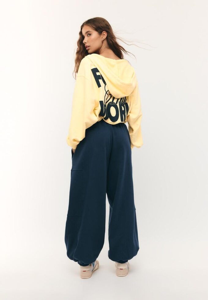 Bedrucktes Bomber-Sweatshirt mit Kapuze Bedrucktes Bomber-Sweatshirt mit Kapuze