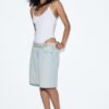 Bermudashorts aus Denim mit Gürtel Bermudashorts aus Denim mit Gürtel