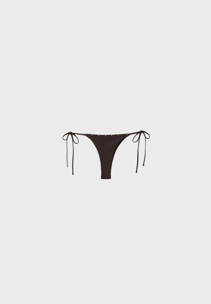 Bikini-Höschen mit Nieten und seitlichen Bändern