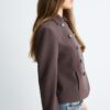 Blazer mit gravierten Knöpfen Blazer mit gravierten Knöpfen