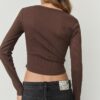Bluse mit Knöpfen