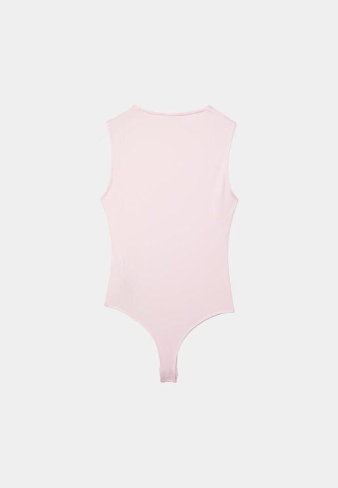 Body aus Polyamid mit quadratischem Ausschnitt Body aus Polyamid mit quadratischem Ausschnitt