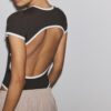 Bodysuit mit Ausschnitt am Rücken Bodysuit mit Ausschnitt am Rücken