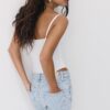 Bodysuit mit V-Ausschnitt und Trägern Bodysuit mit V-Ausschnitt und Trägern