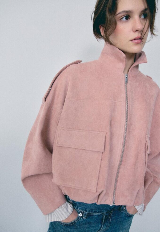 Bomberjacke aus Kunstwildleder Bomberjacke aus Kunstwildleder