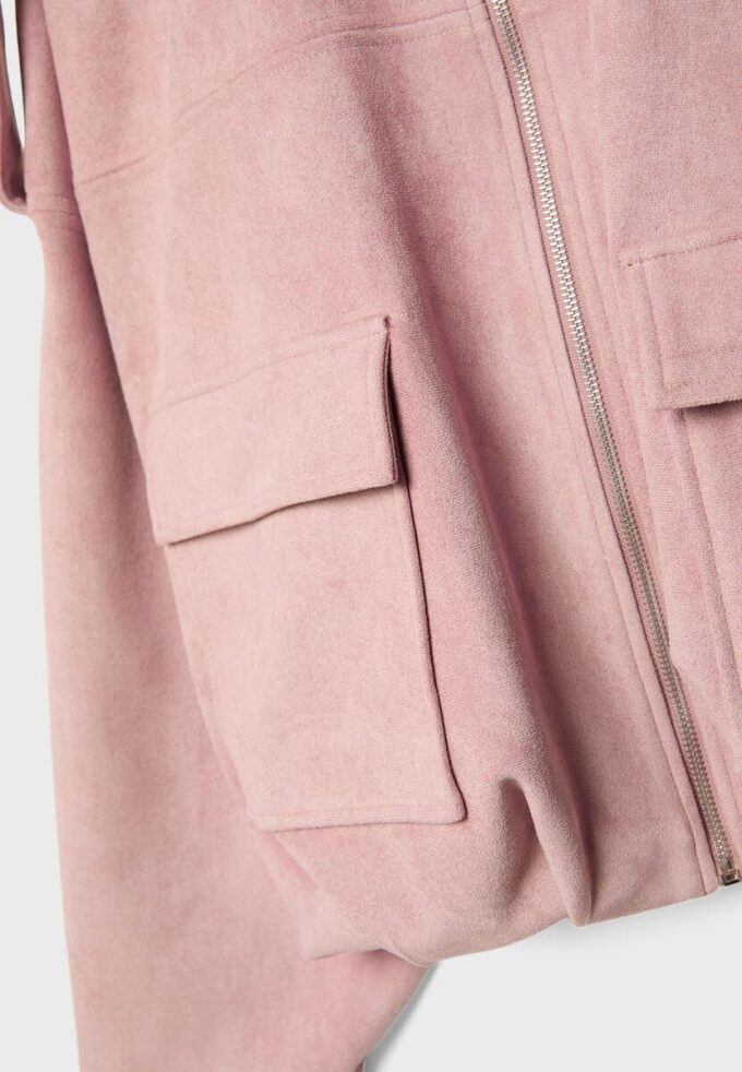 Bomberjacke aus Kunstwildleder Bomberjacke aus Kunstwildleder