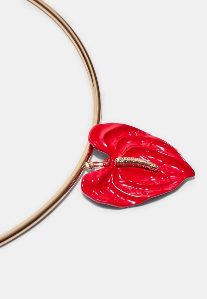 Cham Flower Choker