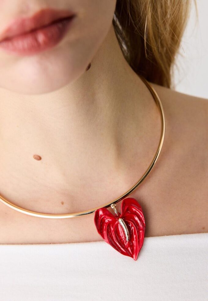 Cham Flower Choker