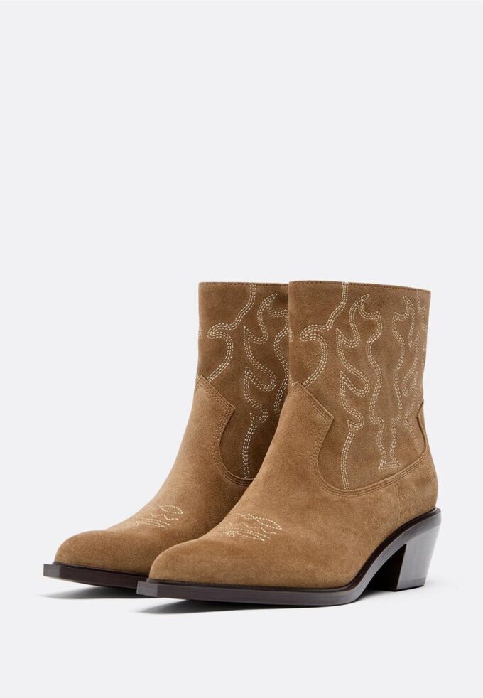 Cowboy-Stiefeletten aus Leder mit Absatz