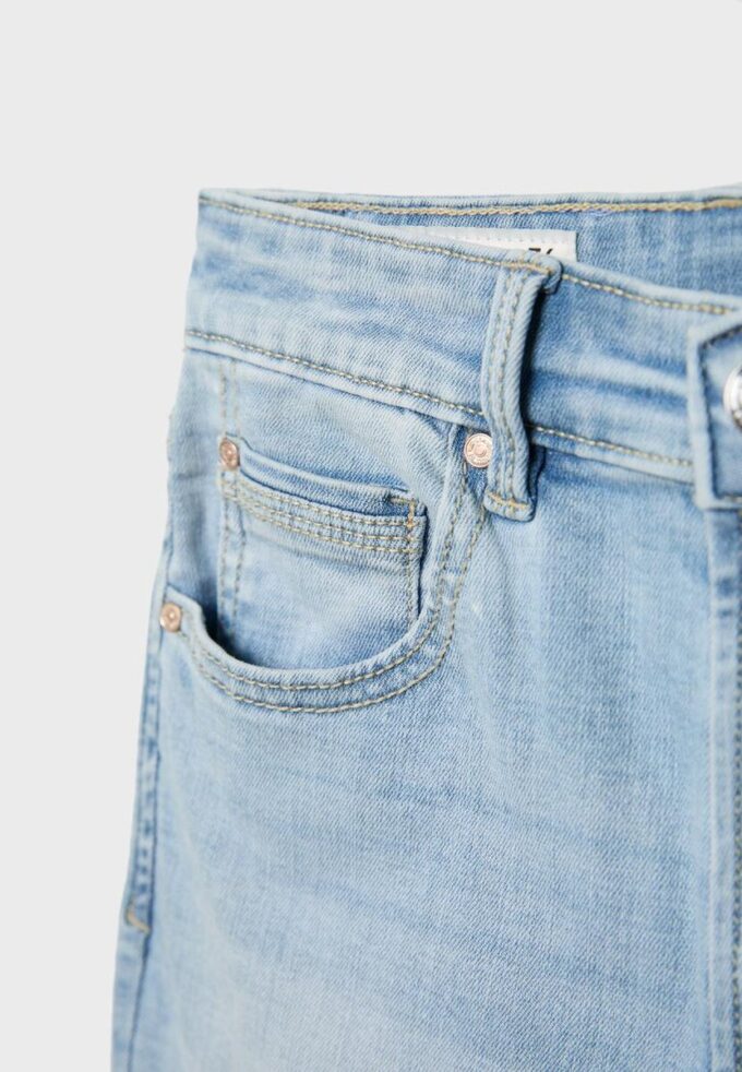 D09 Super High-Waist Skinny Jeans D09 Super High-Waist Skinny Jeans