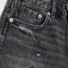 D75 Shorts aus zerrissenem Denim D75 Shorts aus zerrissenem Denim