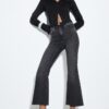 D78 Kurze Flared Jeans D78 Kurze Flared Jeans