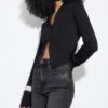 D78 Kurze Flared Jeans D78 Kurze Flared Jeans