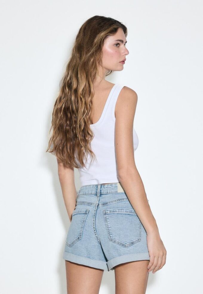 D85 Slim Mom Fit Shorts D85 Slim Mom Fit Shorts