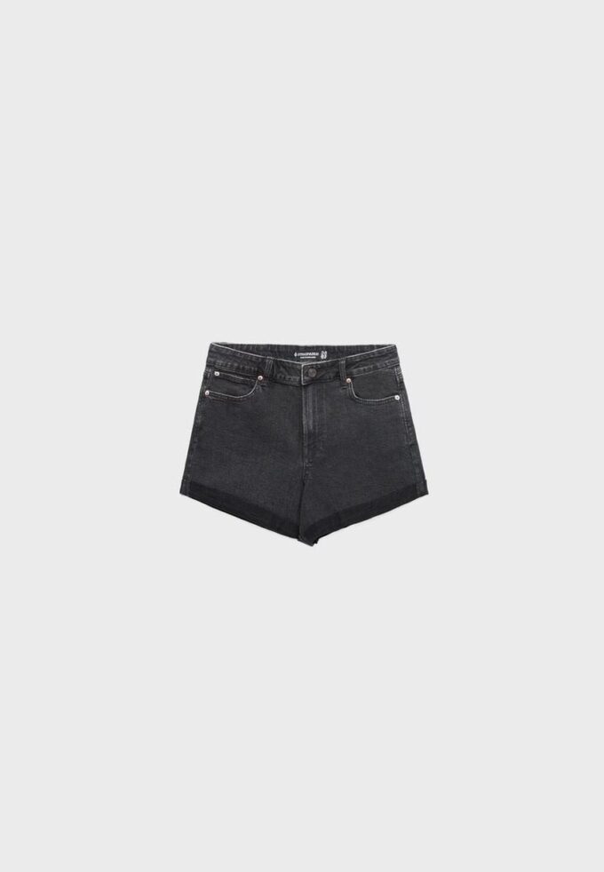D85 Slim Mom Fit Shorts D85 Slim Mom Fit Shorts