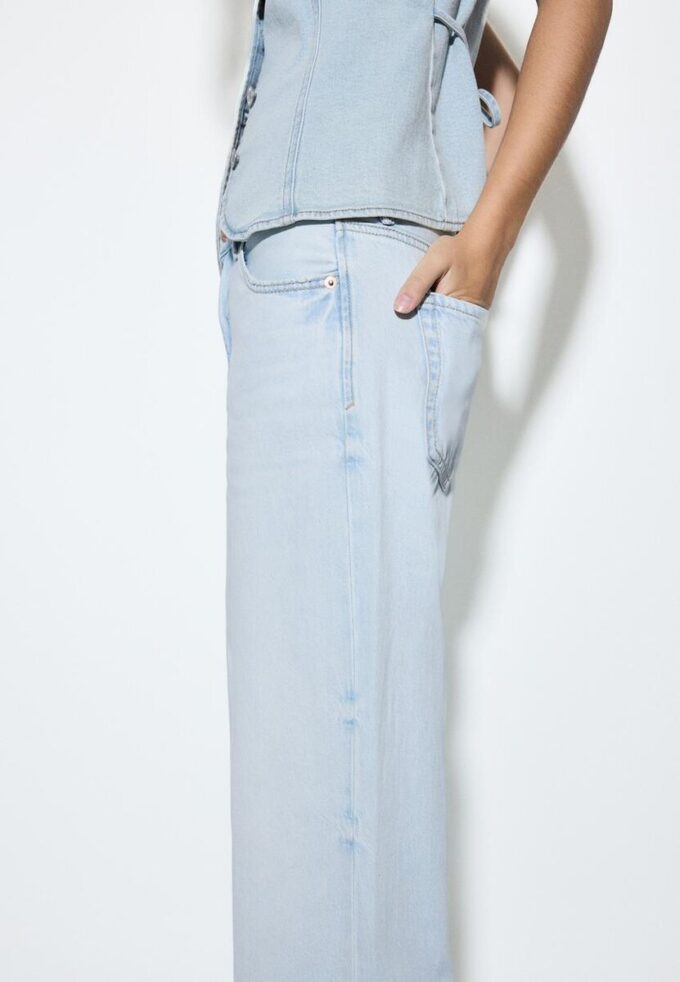 D91 Low-Waist-Jeans mit Wide Leg D91 Low-Waist-Jeans mit Wide Leg