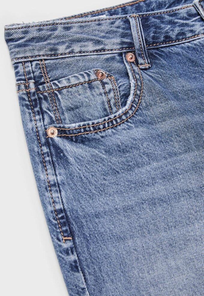 D91 Low-Waist-Jeans mit Wide Leg D91 Low-Waist-Jeans mit Wide Leg
