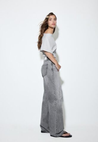 D92 Straight Wide Leg Jeans