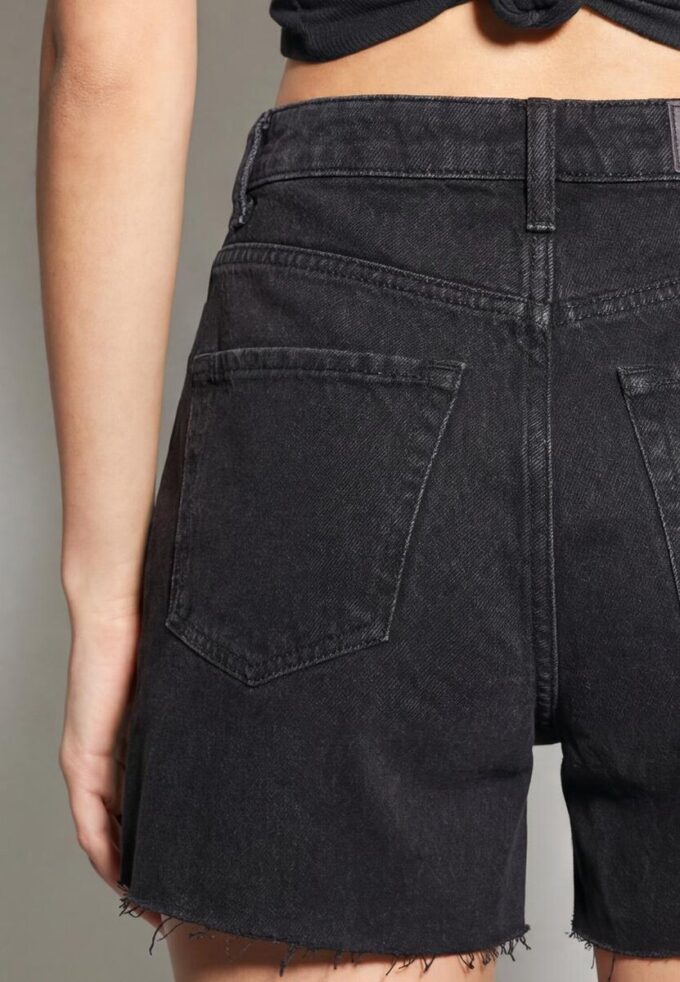D93 Lange Jeans-Shorts D93 Lange Jeans-Shorts