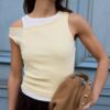 Doppellagiges T-Shirt Doppellagiges T-Shirt