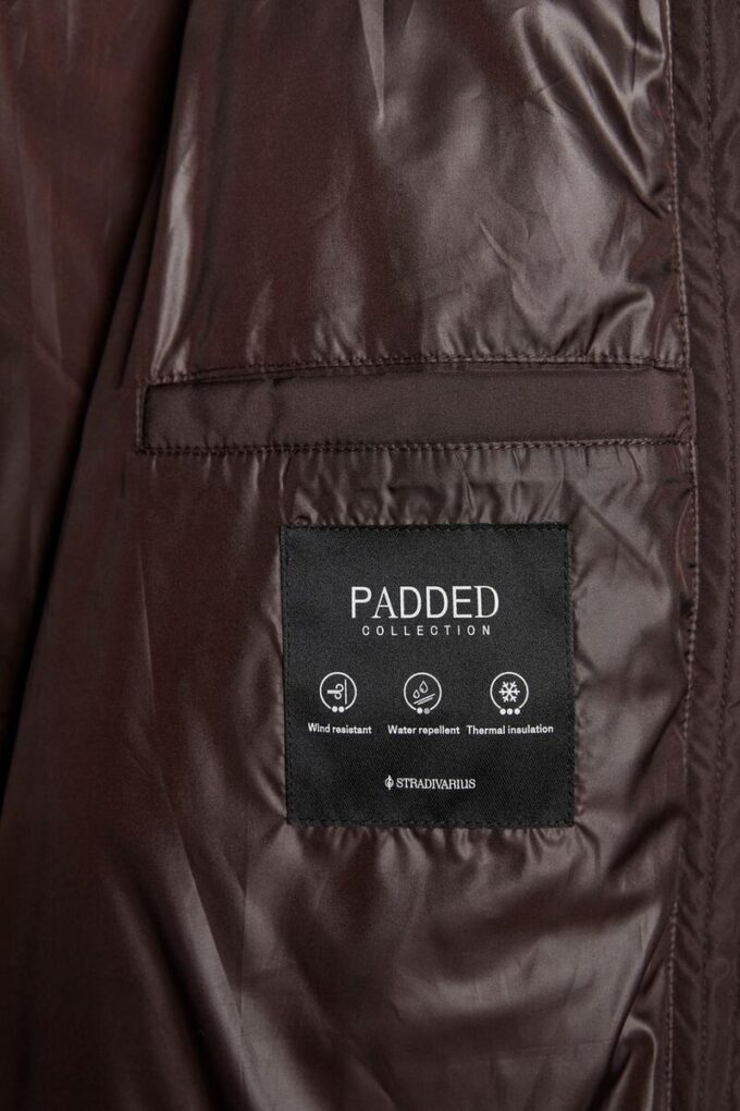 Einfache Daunenjacke mit Kapuze Einfache Daunenjacke mit Kapuze