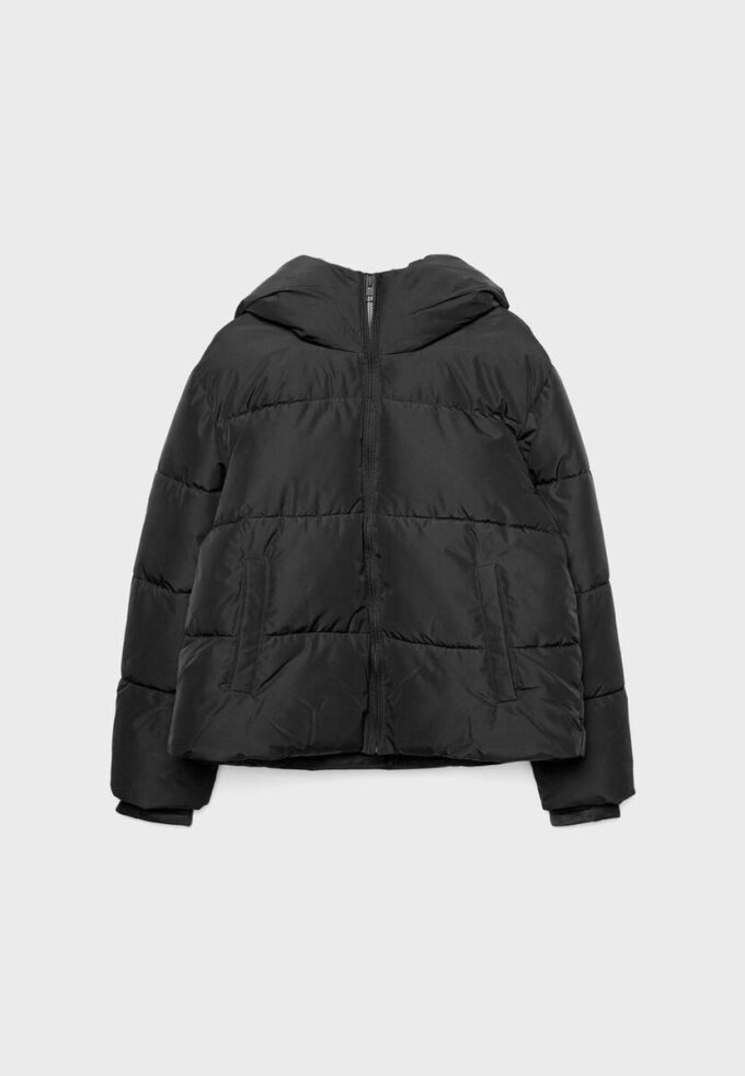 Einfache Daunenjacke mit Kapuze Einfache Daunenjacke mit Kapuze