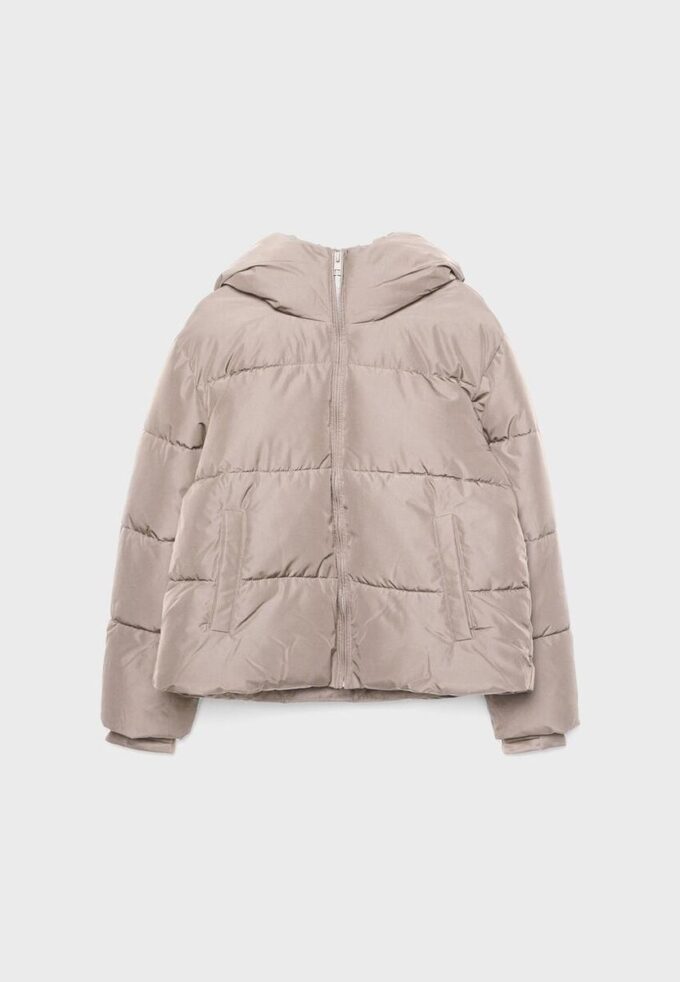Einfache Daunenjacke mit Kapuze Einfache Daunenjacke mit Kapuze