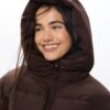 Einfache Daunenjacke mit Kapuze Einfache Daunenjacke mit Kapuze