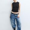 Einfaches ärmelloses T-Shirt aus der Basics-Kollektion Einfaches ärmelloses T-Shirt aus der Basics-Kollektion