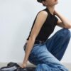 Einfaches ärmelloses T-Shirt aus der Basics-Kollektion Einfaches ärmelloses T-Shirt aus der Basics-Kollektion